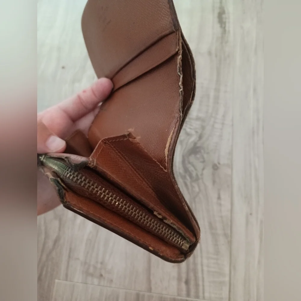 Louis Vuitton Monogram Porte Monnaie Tresor Wallet